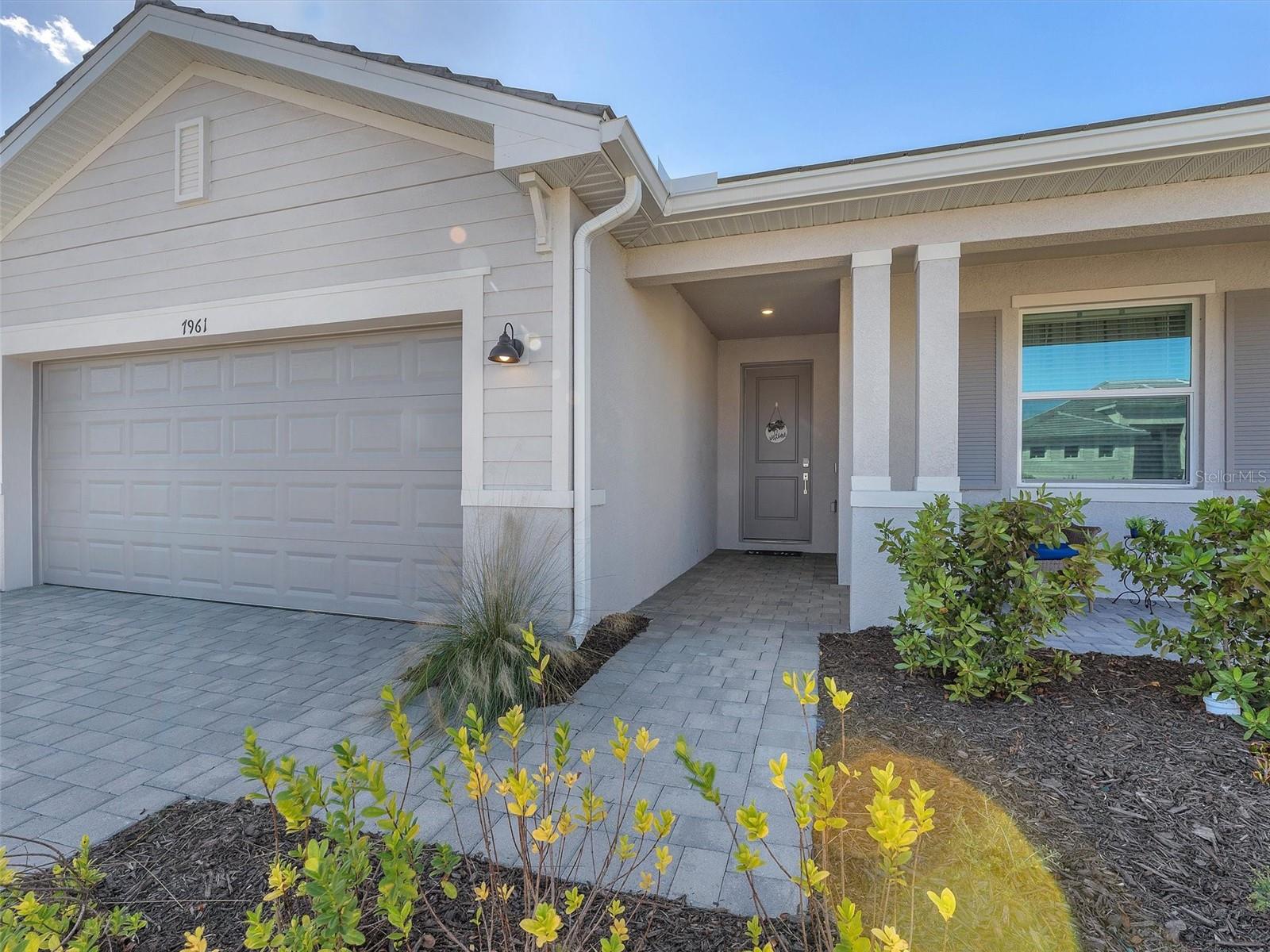 Image 4 of 29 For 7961 Lakes Edge Lane