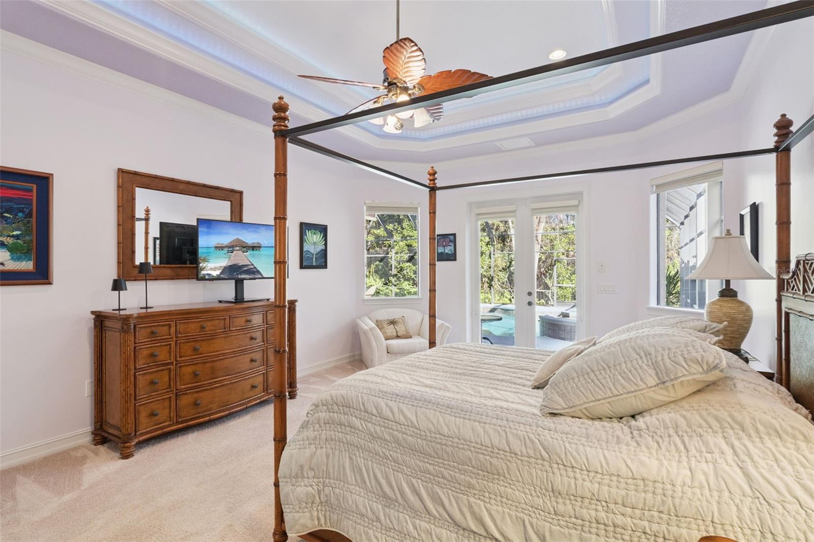 Image 20 of 97 For 799 Oak Shadows Road