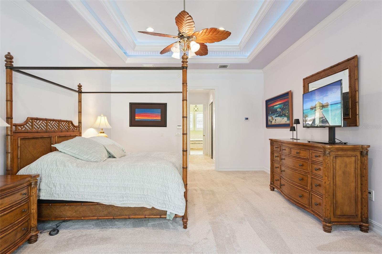 Image 21 of 97 For 799 Oak Shadows Road