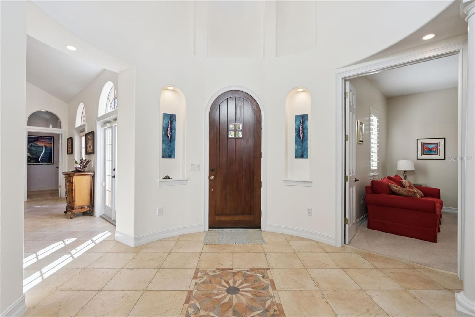 Image 6 of 97 For 799 Oak Shadows Road