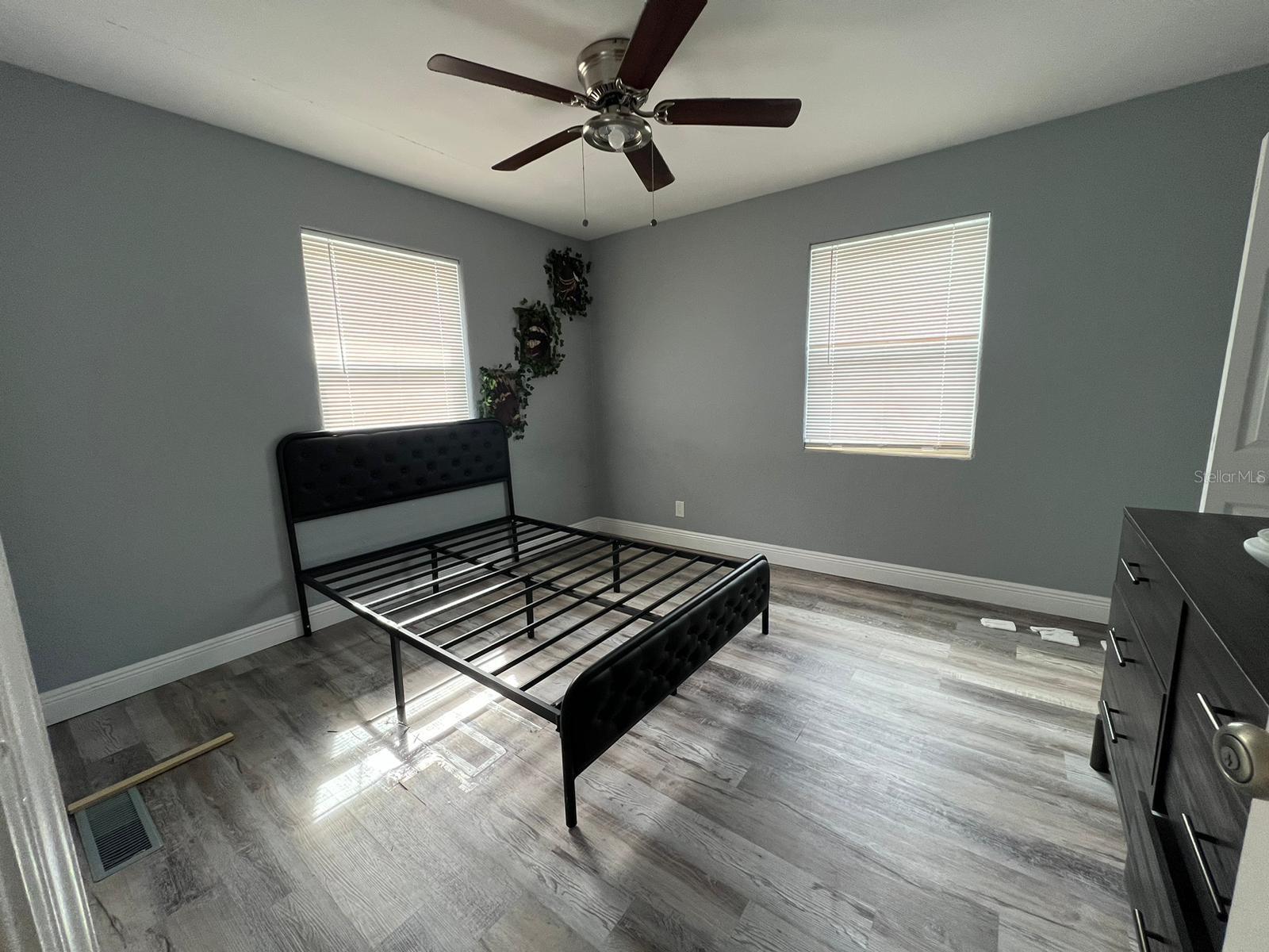 Image 12 of 27 For 641 Fremont Avenue