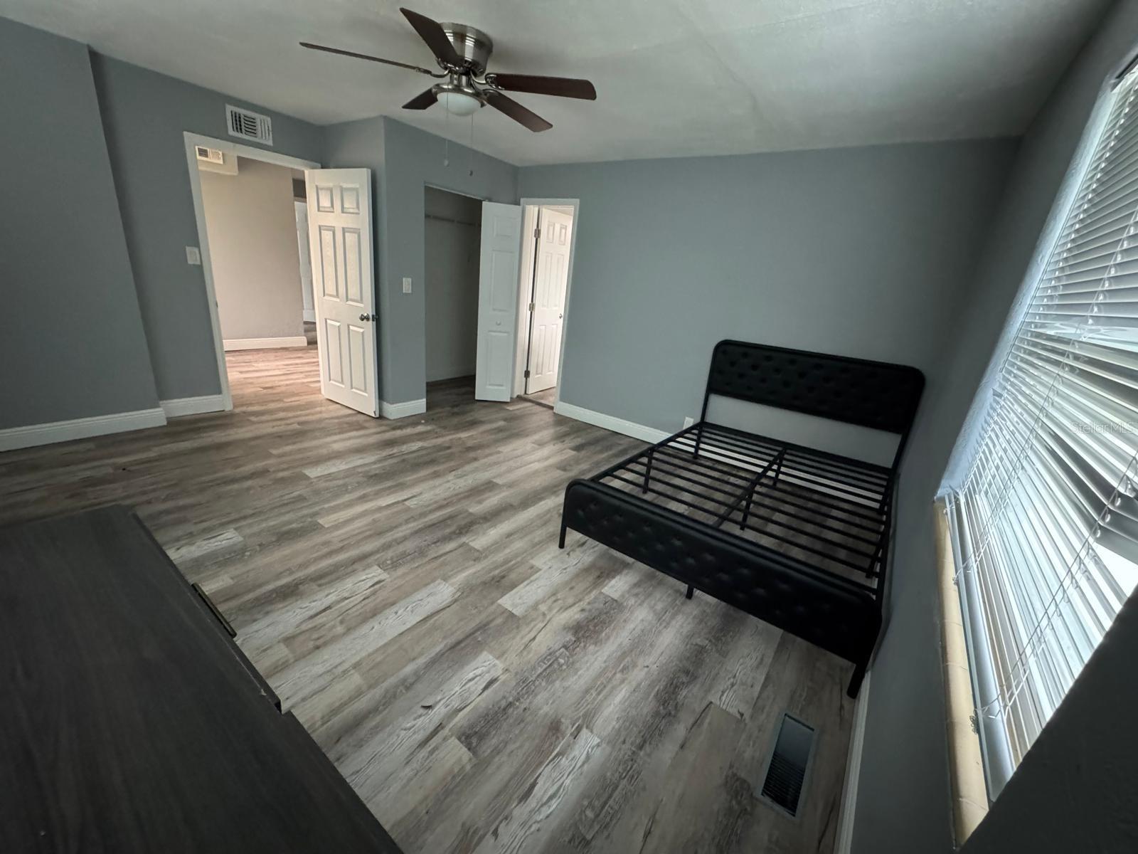 Image 17 of 27 For 641 Fremont Avenue