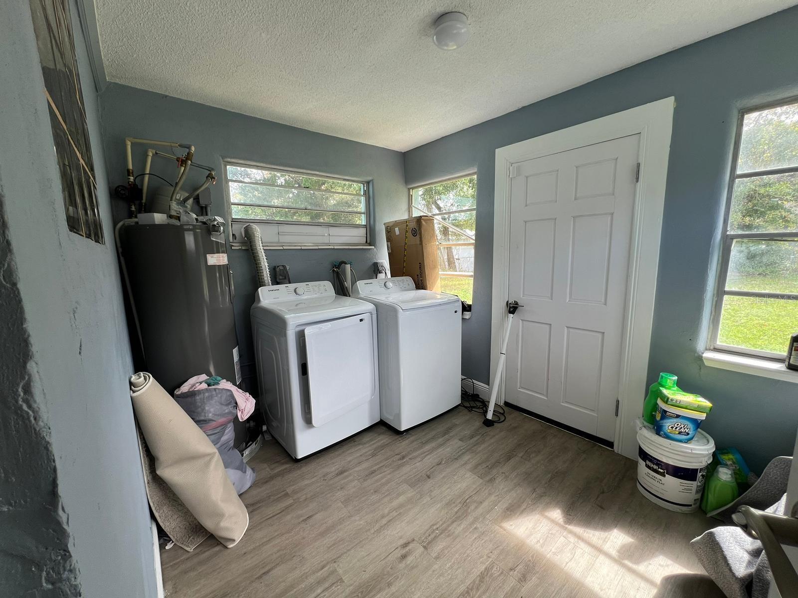 Image 22 of 27 For 641 Fremont Avenue