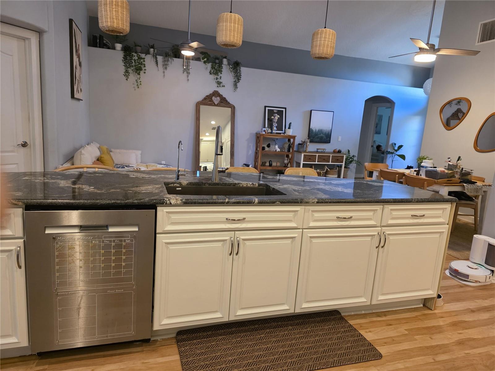 Image 14 of 37 For 2119 Oakington Street