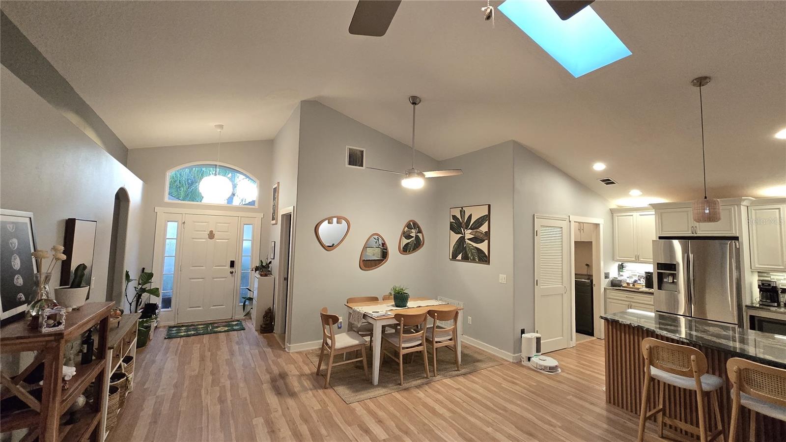 Image 7 of 37 For 2119 Oakington Street