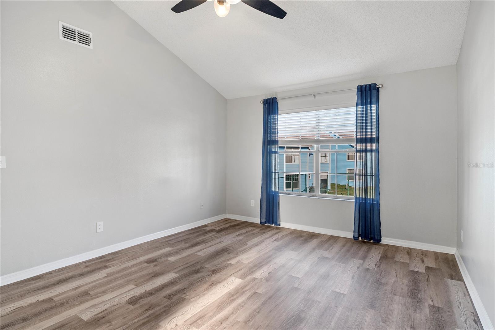 Image 20 of 34 For 2745 Poinciana Boulevard 68