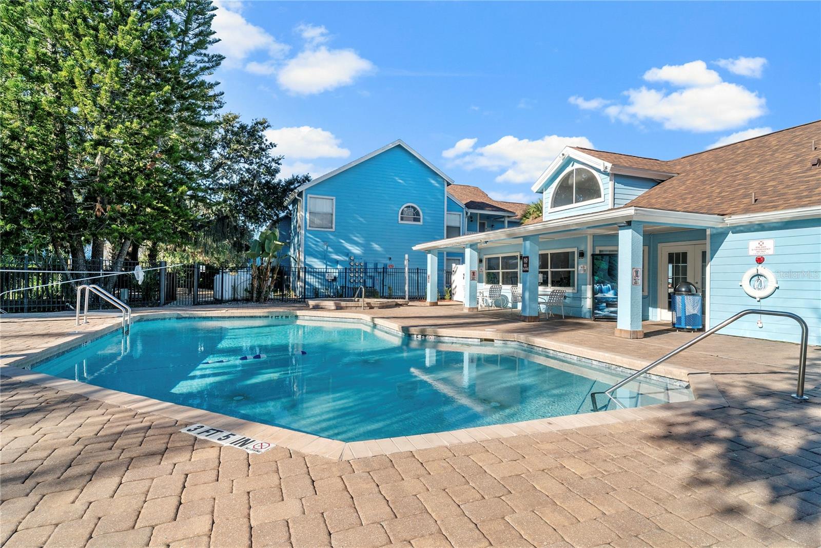 Image 27 of 34 For 2745 Poinciana Boulevard 68