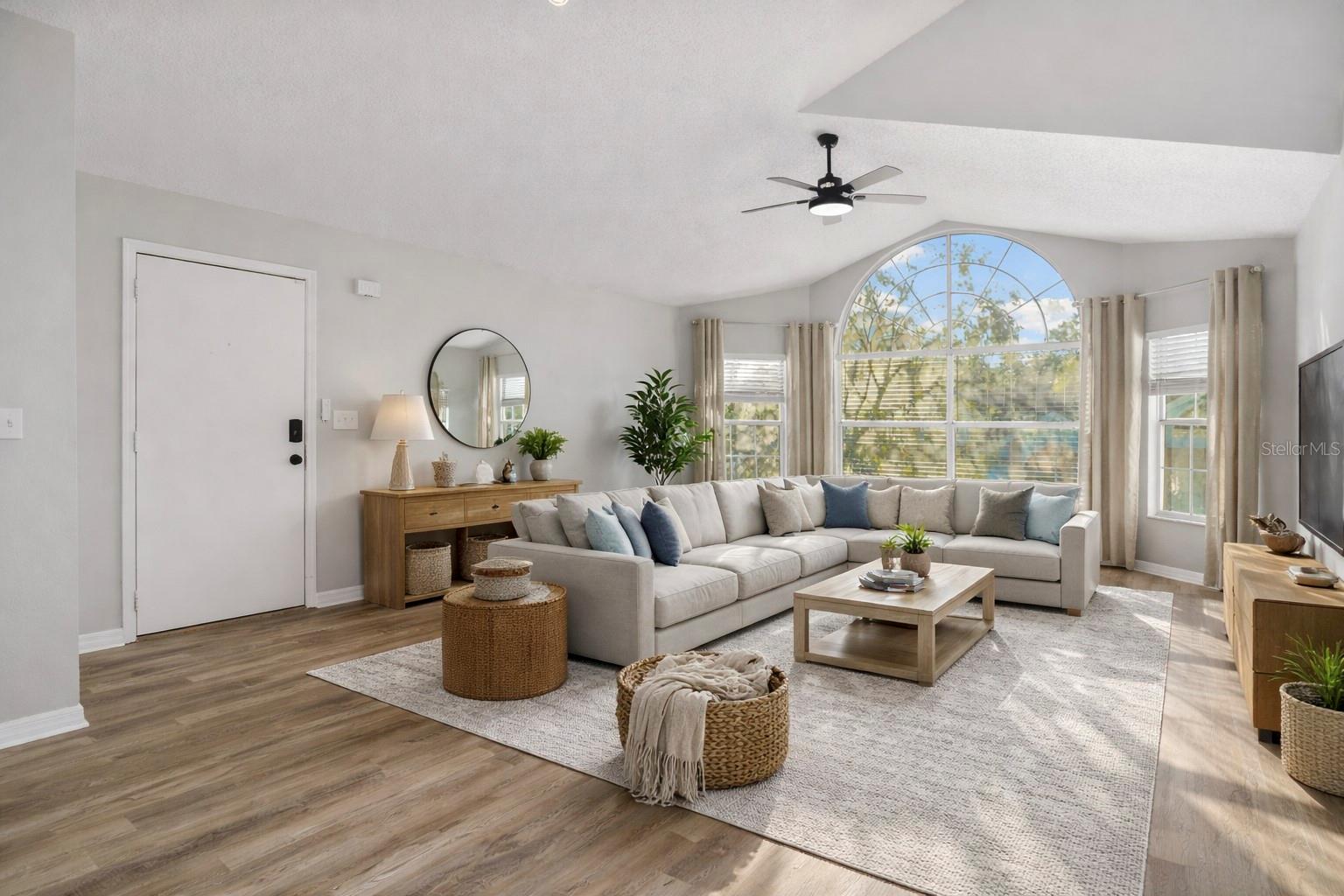 Image 4 of 34 For 2745 Poinciana Boulevard 68