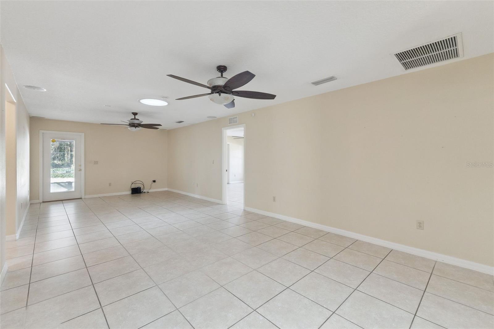 Image 16 of 45 For 1396 8th Avenue