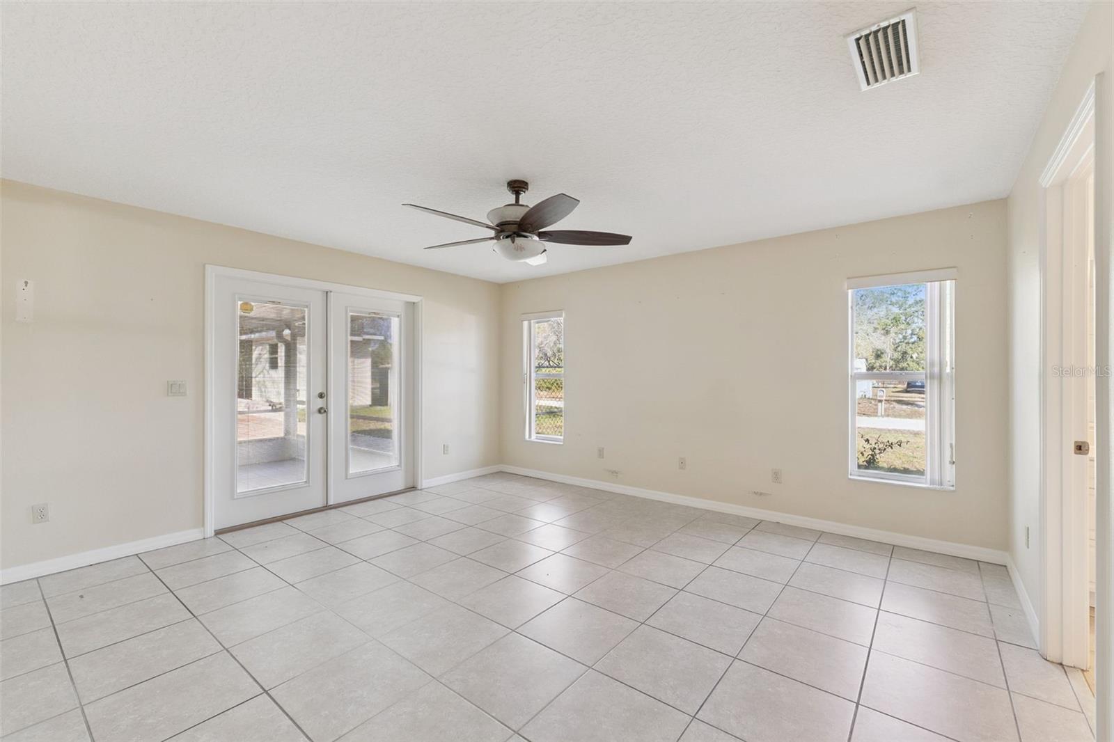 Image 21 of 45 For 1396 8th Avenue