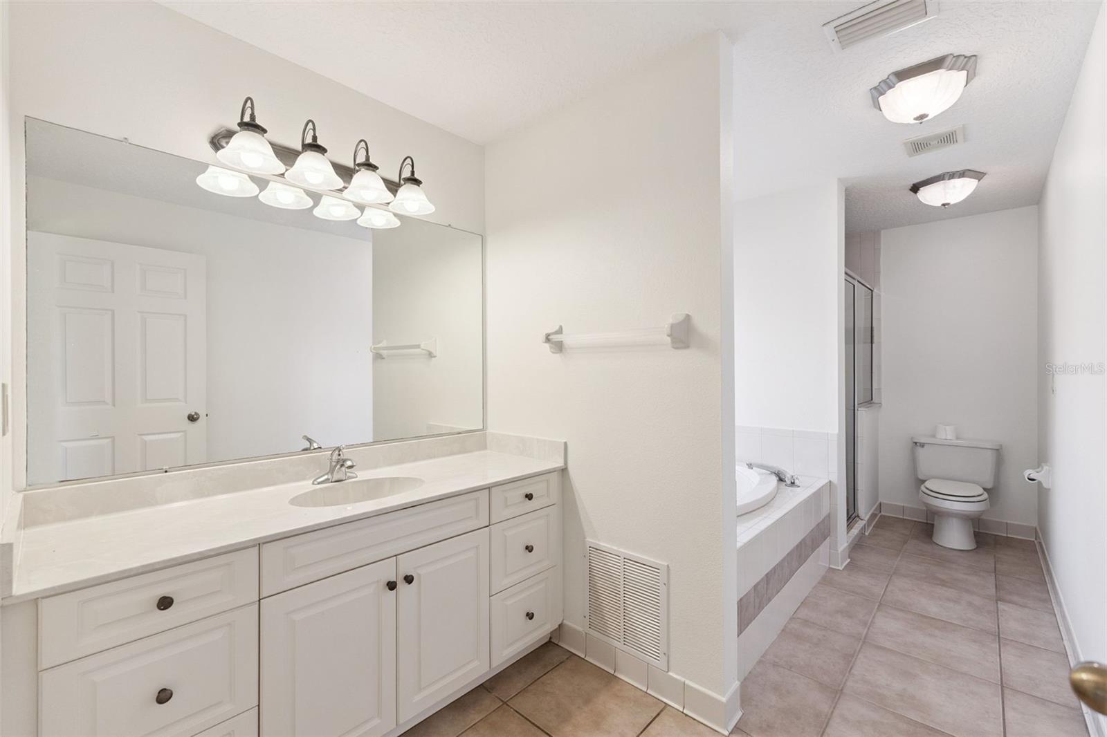 Image 25 of 45 For 1396 8th Avenue