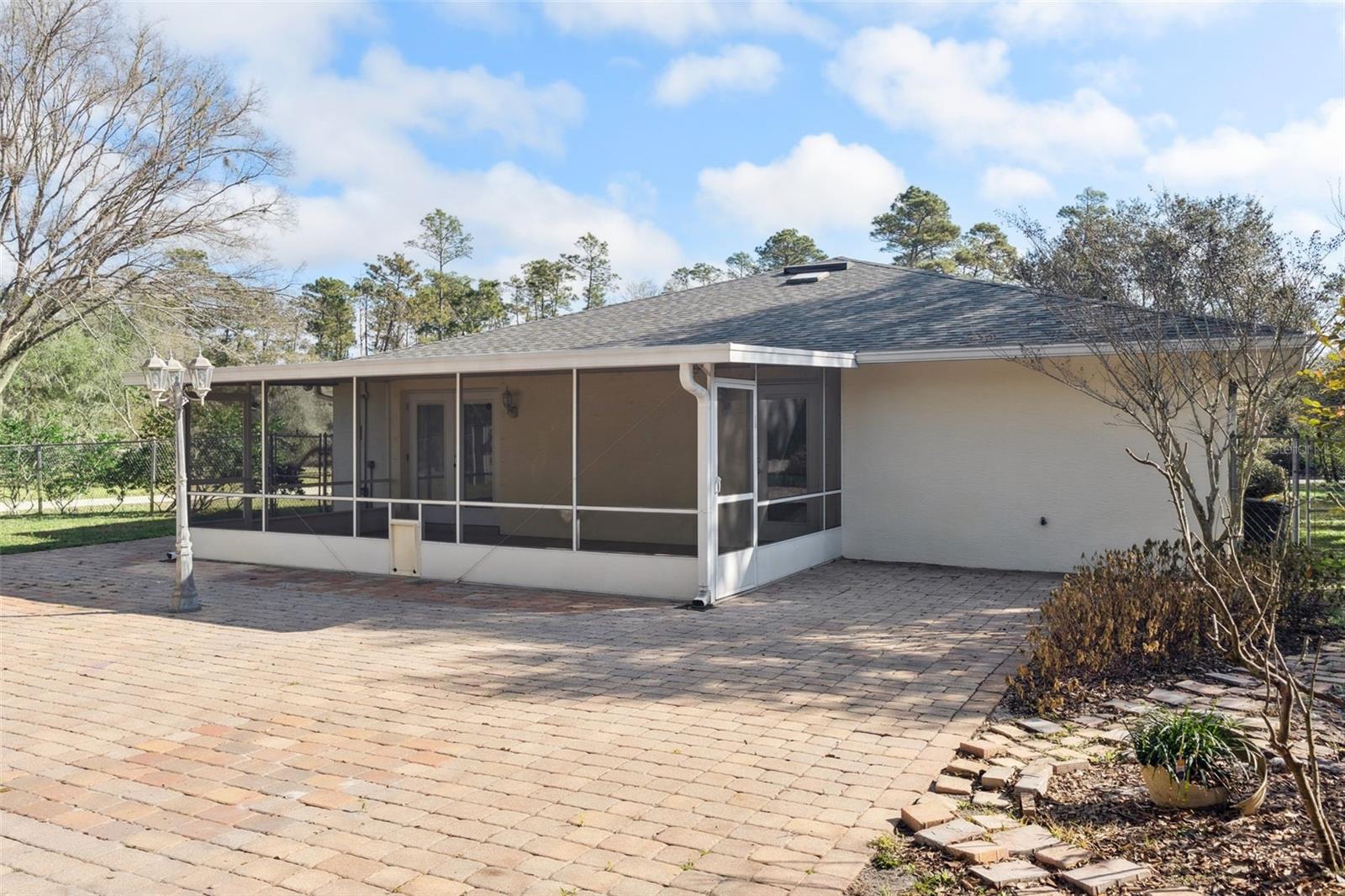 Image 37 of 45 For 1396 8th Avenue