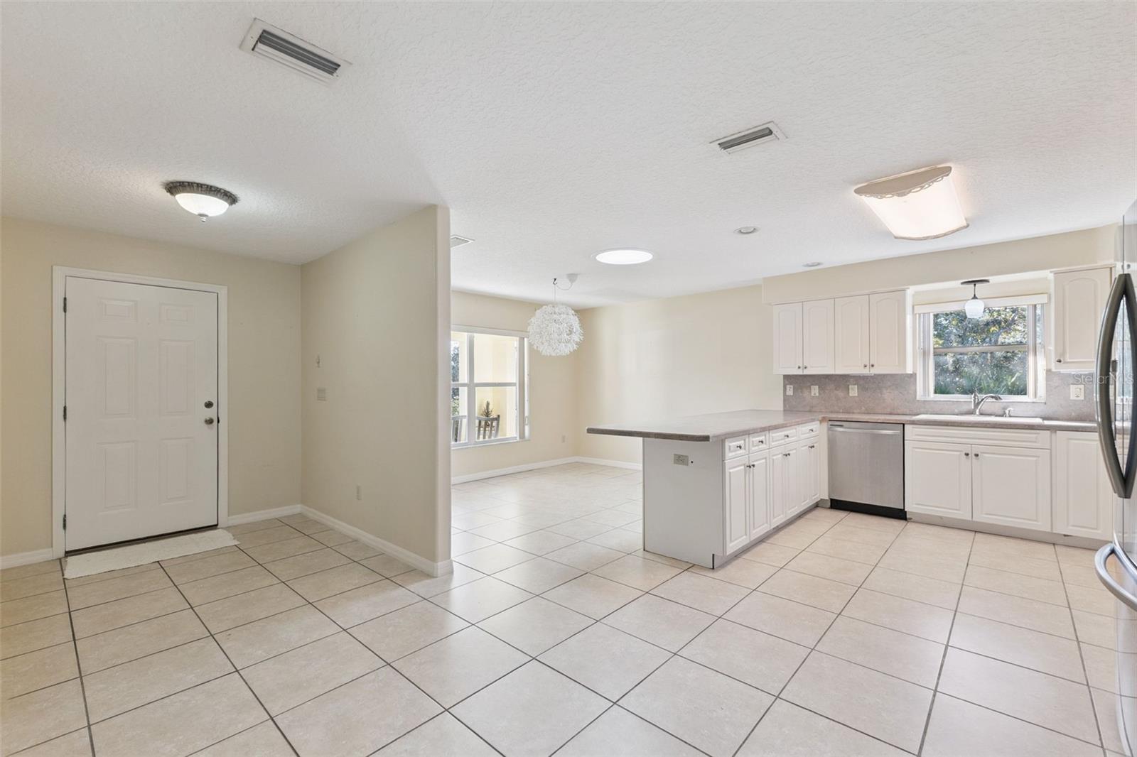 Image 8 of 45 For 1396 8th Avenue