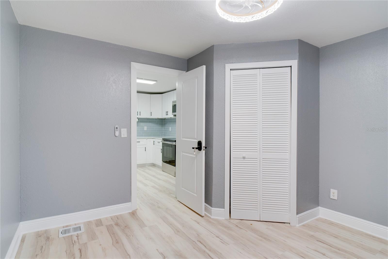 Image 12 of 21 For 330 Story Road