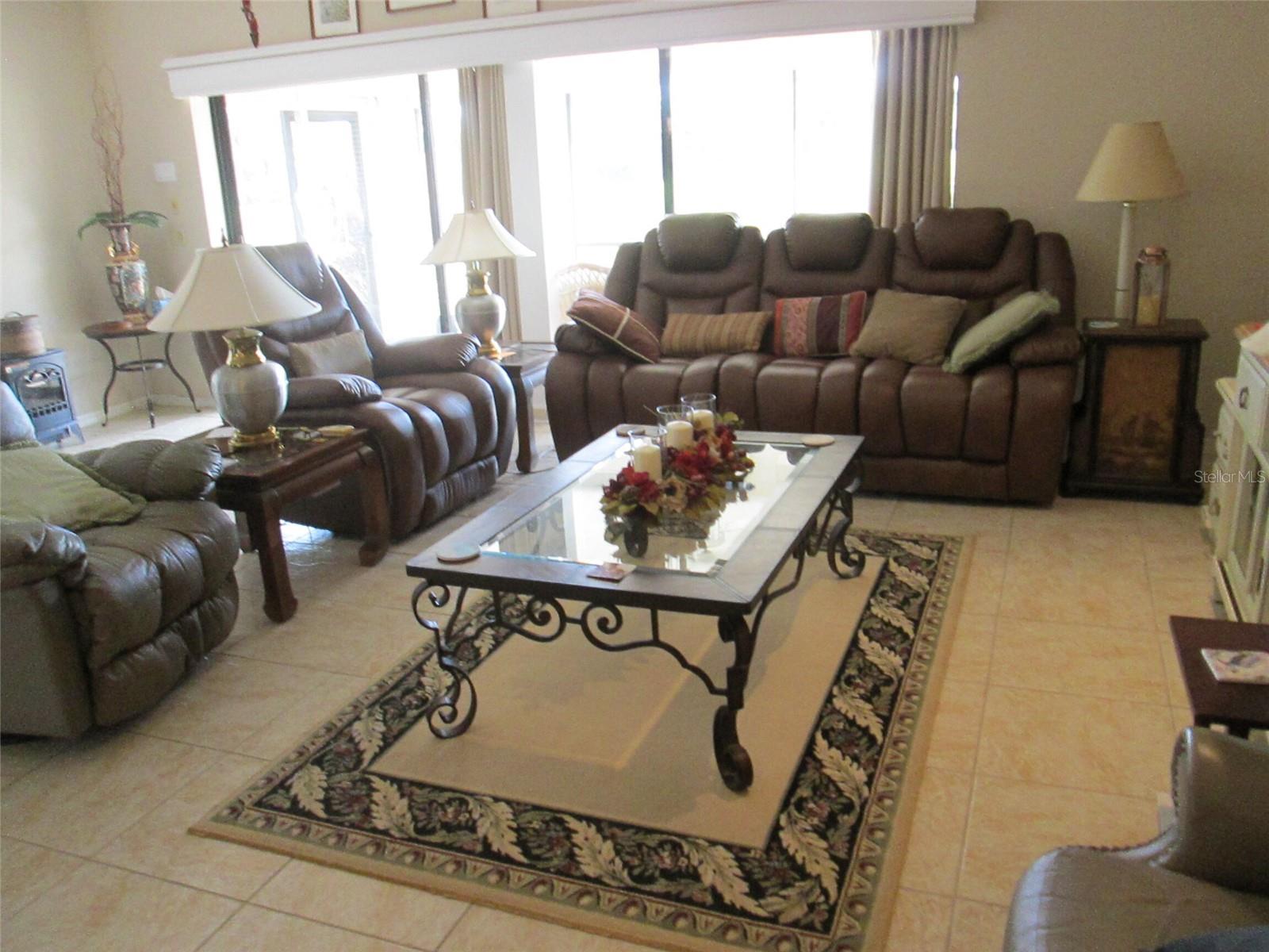 Image 21 of 33 For 11411 Courtney Drive