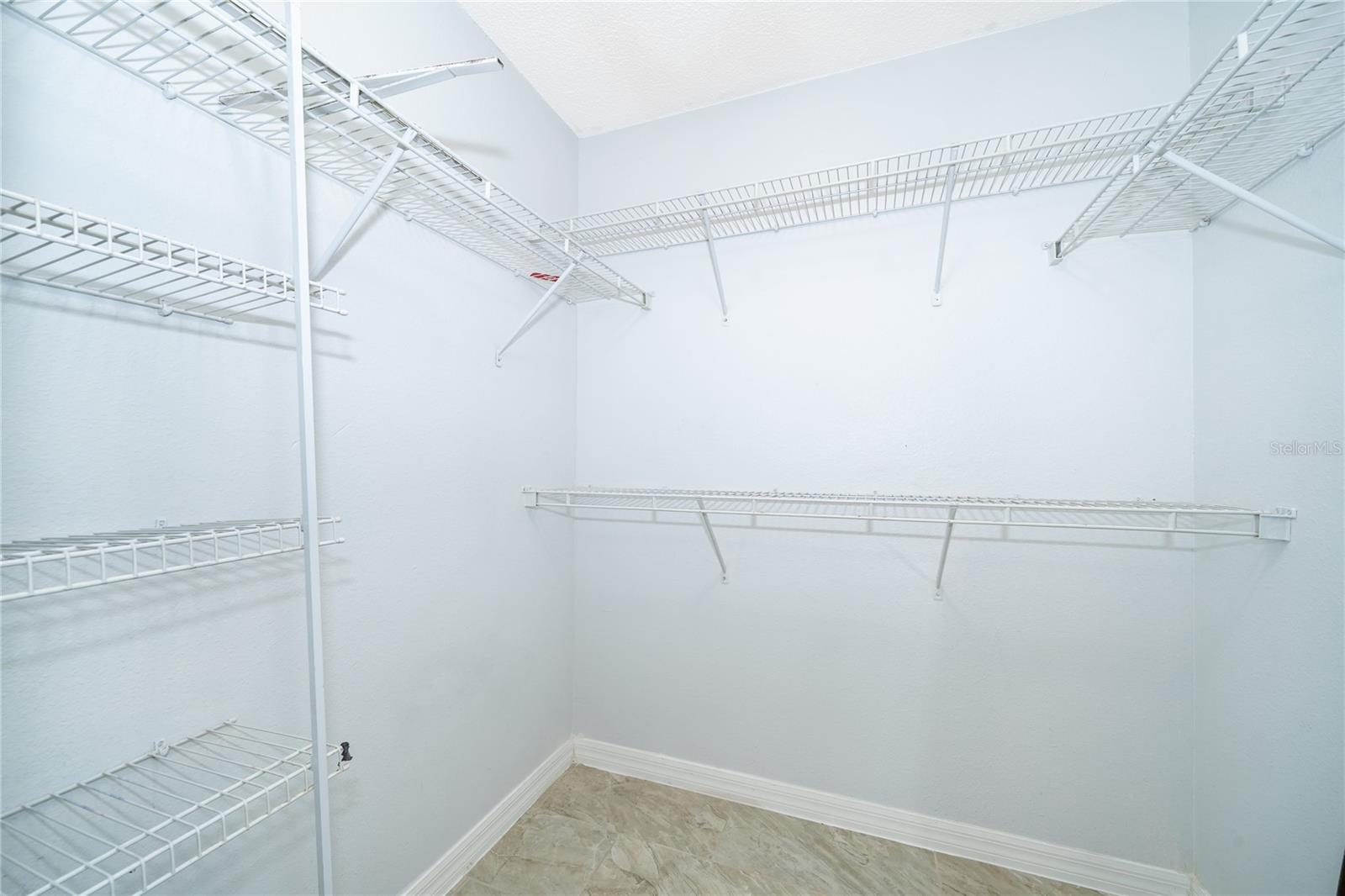 Image 15 of 27 For 10409 Laxton Street