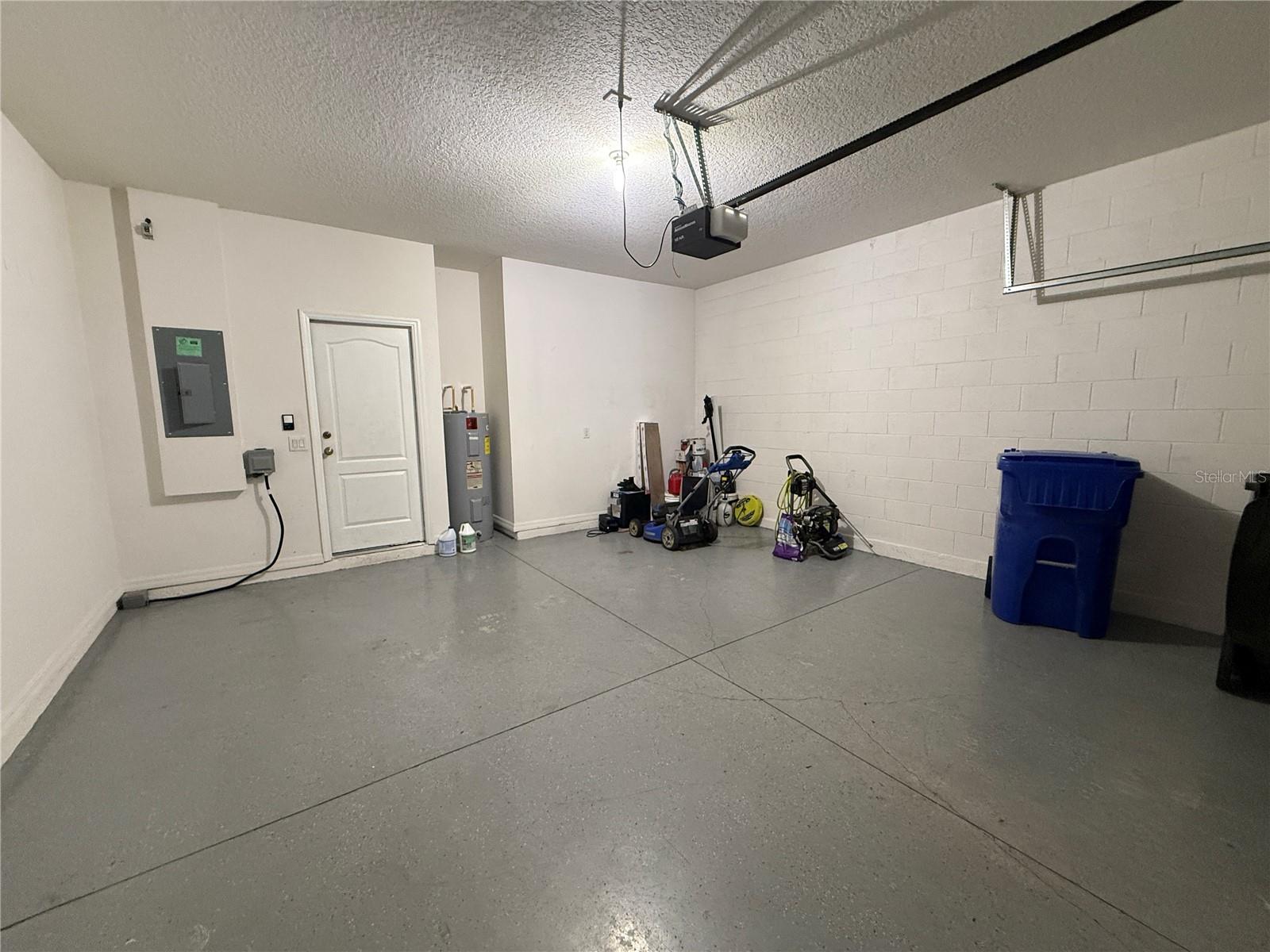 Image 13 of 46 For 2076 Leather Fern Drive