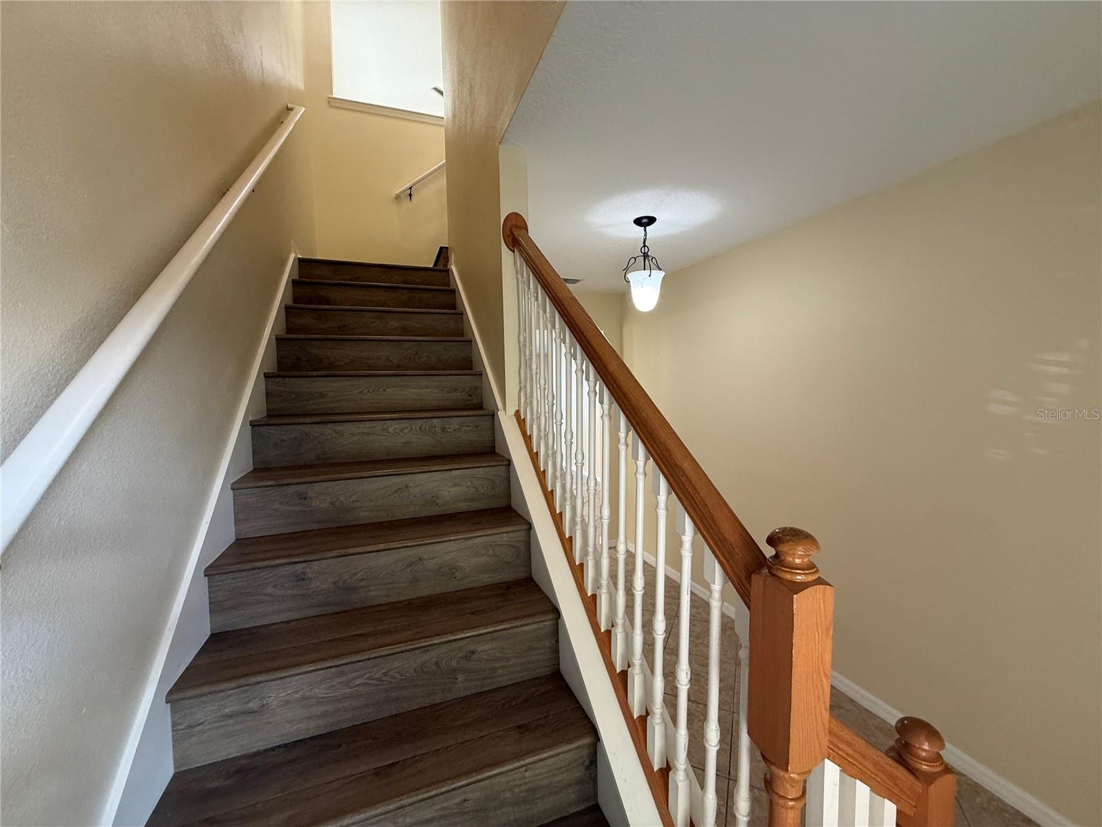 Image 14 of 46 For 2076 Leather Fern Drive