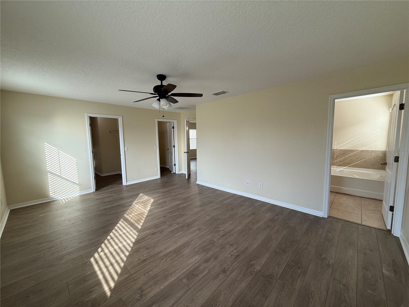 Image 18 of 46 For 2076 Leather Fern Drive