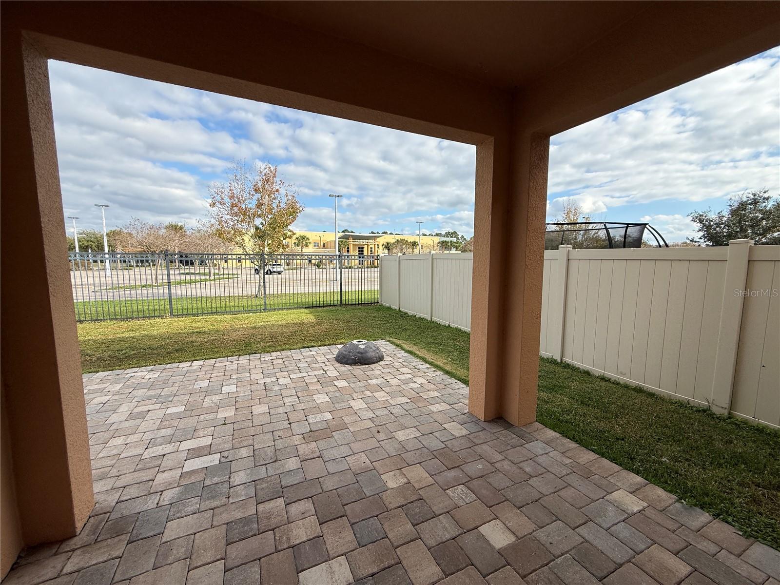 Image 33 of 46 For 2076 Leather Fern Drive