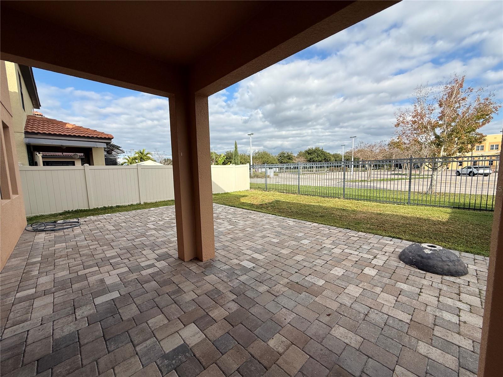 Image 34 of 46 For 2076 Leather Fern Drive