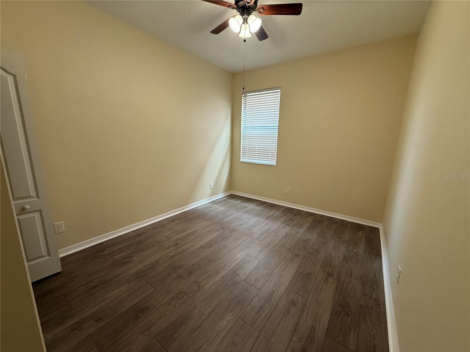 Image 9 of 46 For 2076 Leather Fern Drive