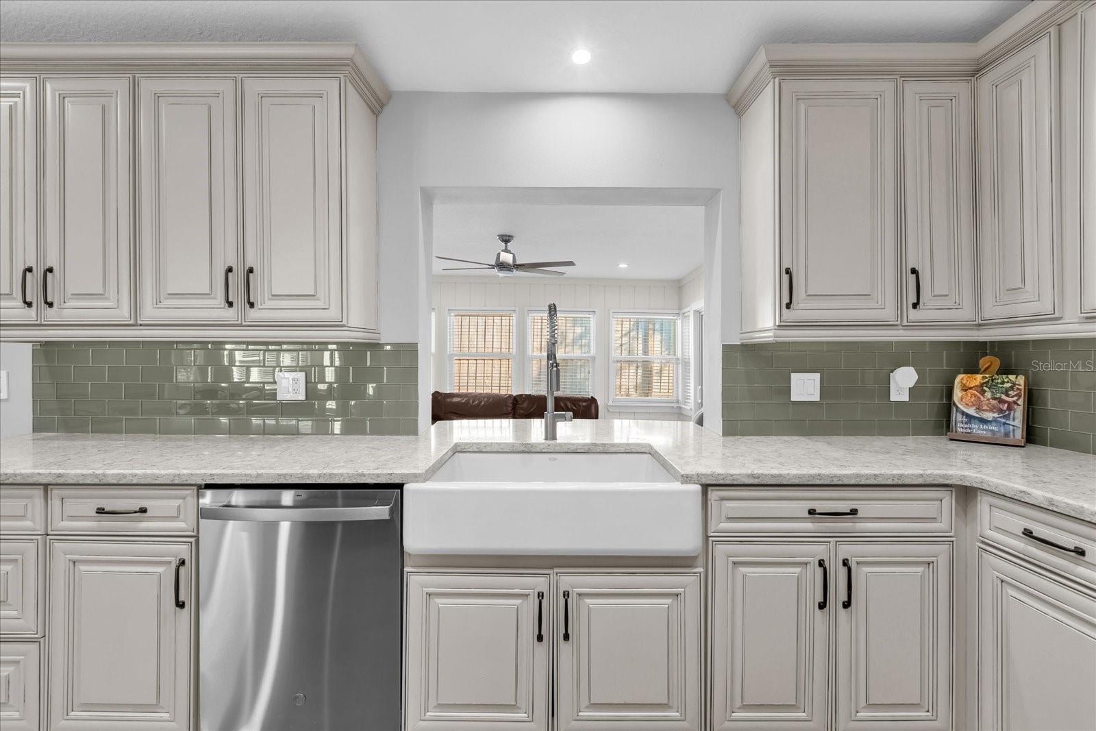 Image 21 of 38 For 836 Maraval Court