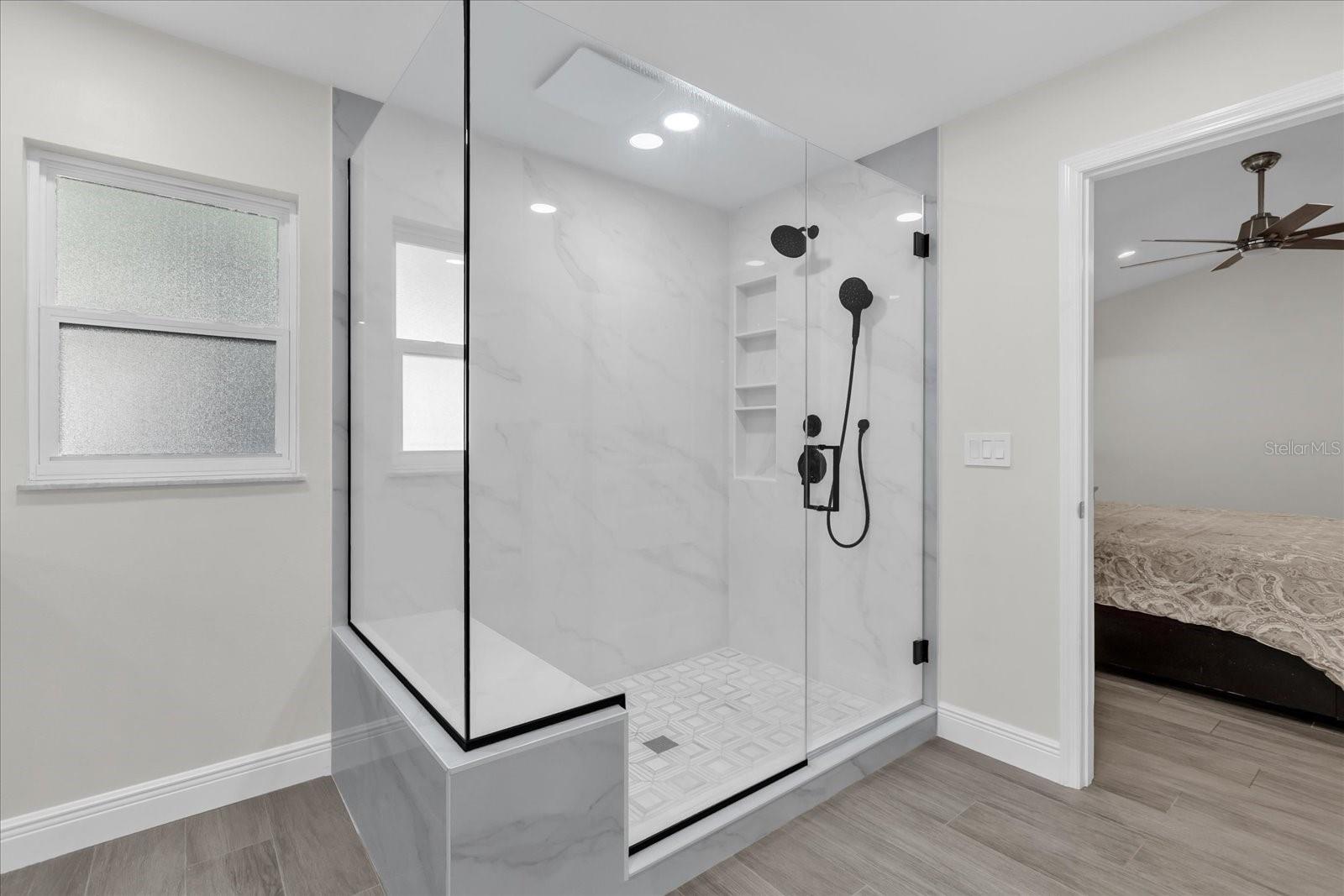 Image 24 of 38 For 836 Maraval Court