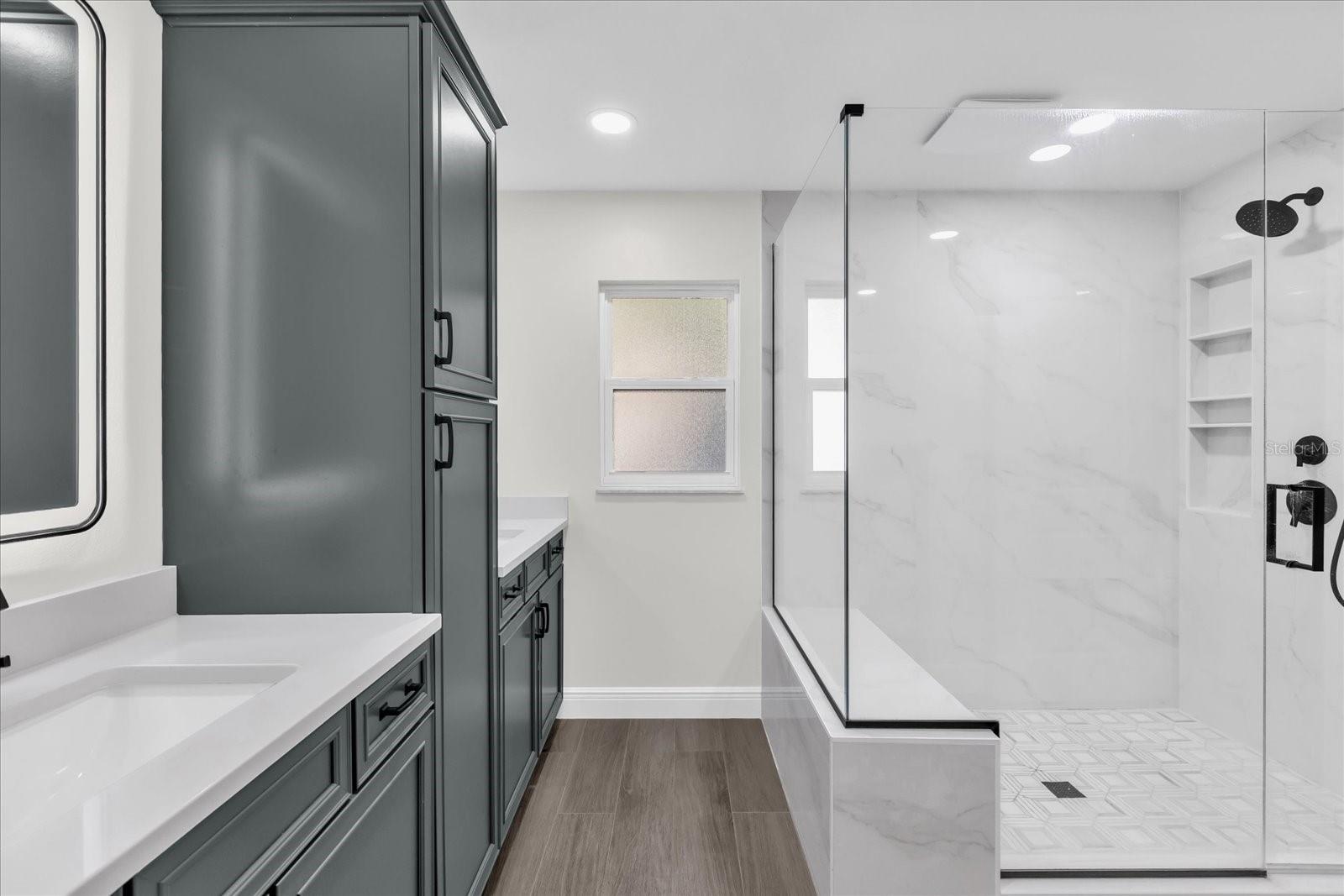 Image 25 of 38 For 836 Maraval Court