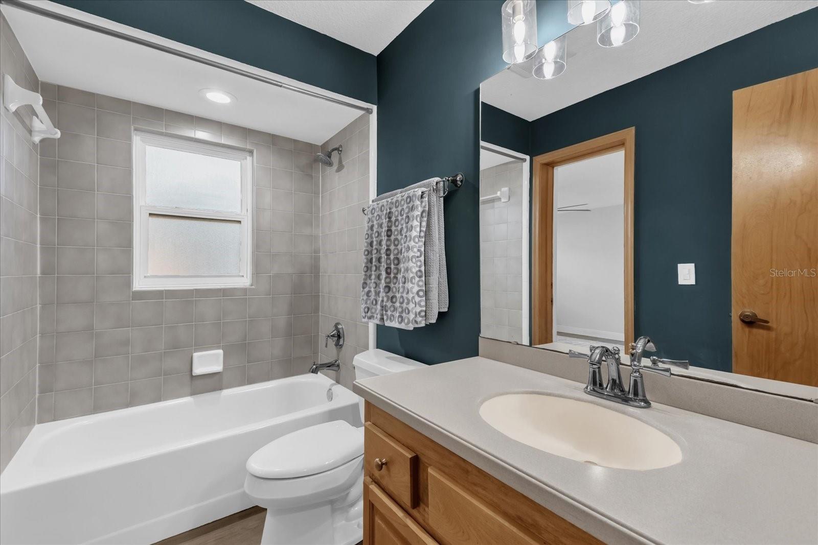 Image 26 of 38 For 836 Maraval Court