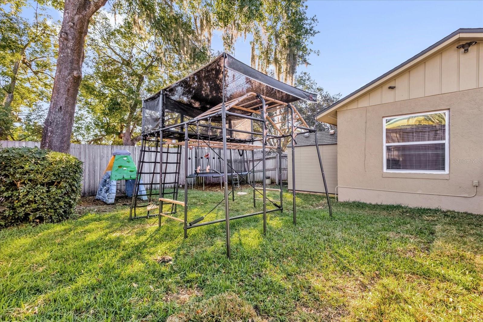 Image 33 of 38 For 836 Maraval Court