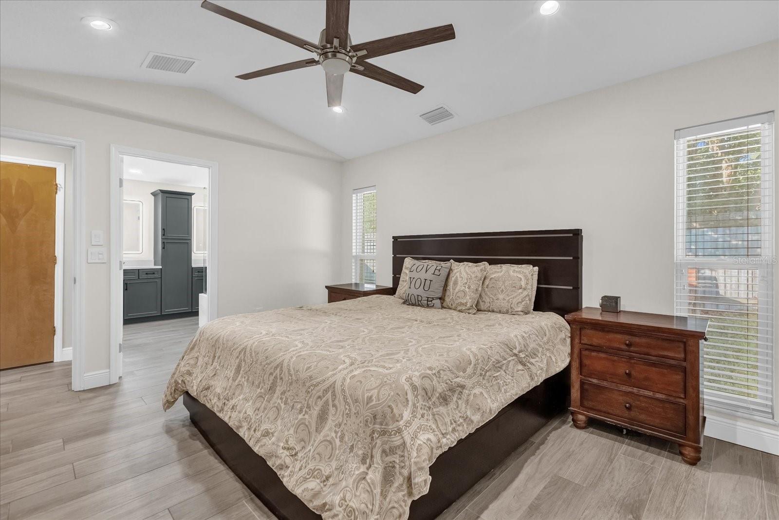 Image 5 of 38 For 836 Maraval Court