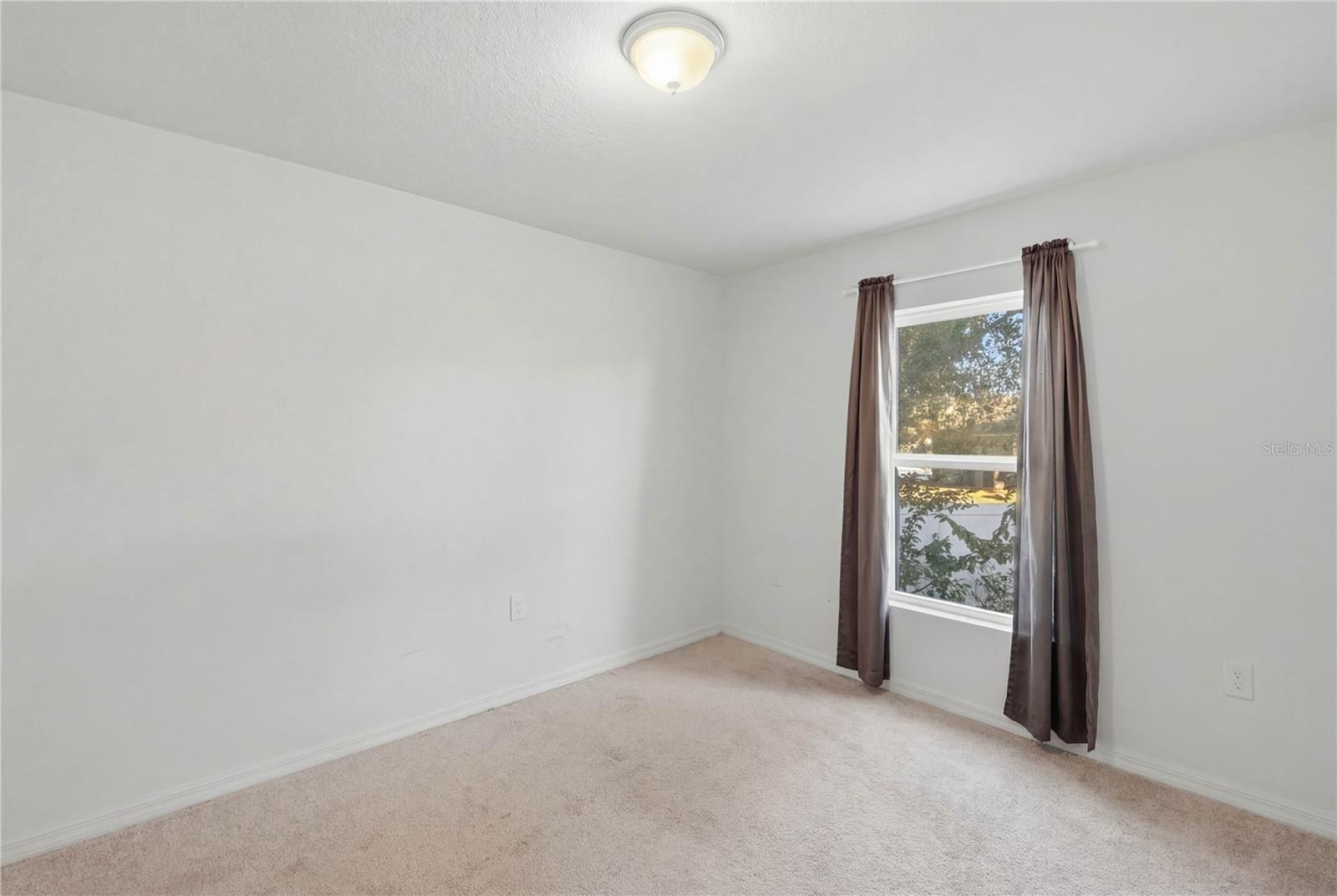 Image 18 of 48 For 1406 Teal Court