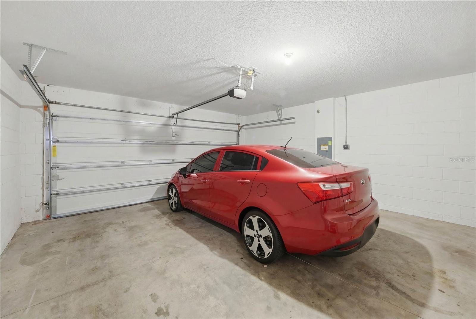 Image 32 of 48 For 1406 Teal Court