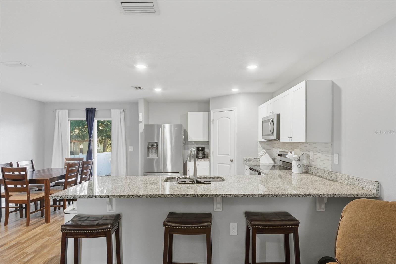 Image 9 of 48 For 1406 Teal Court