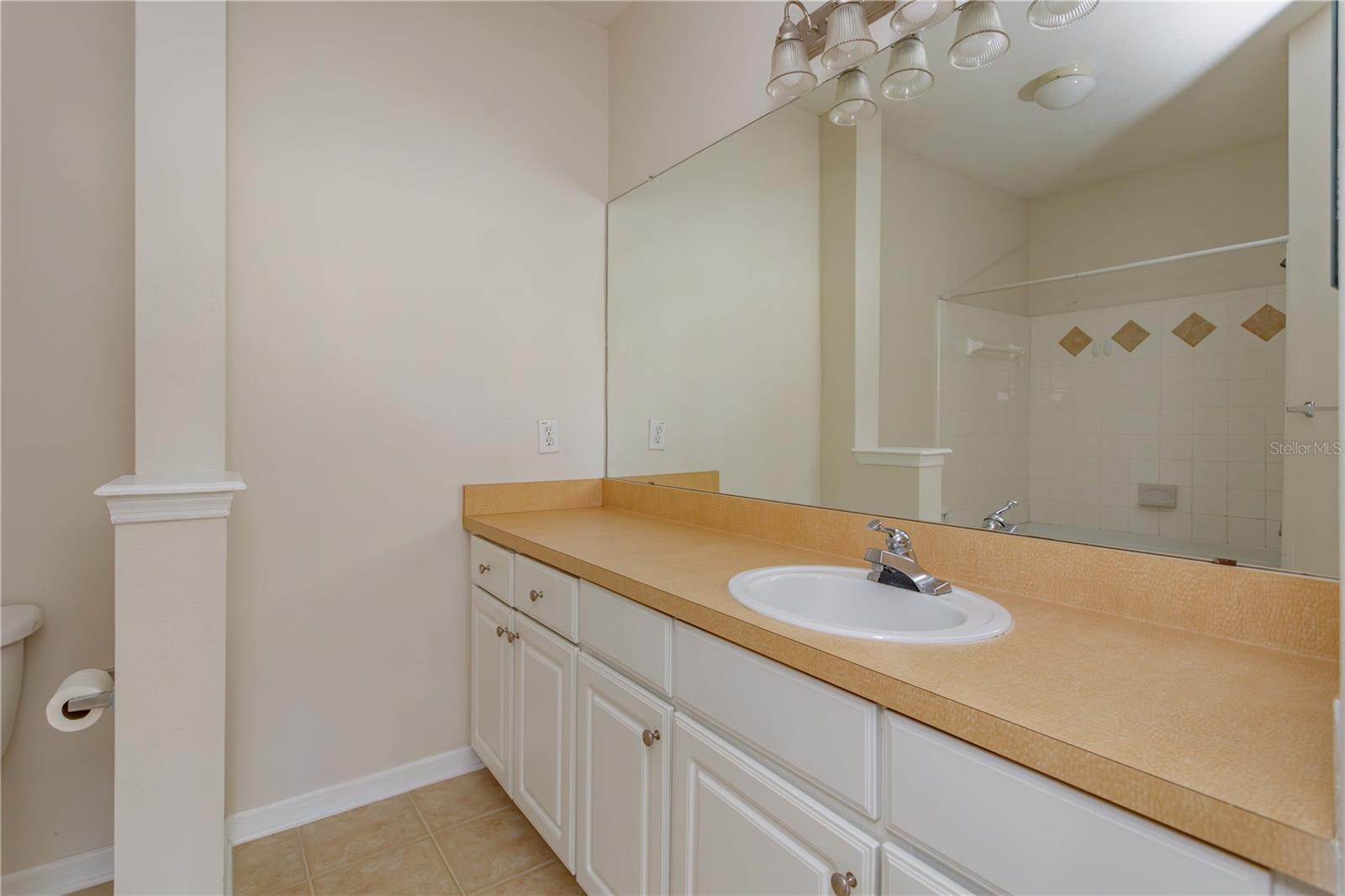 Image 13 of 27 For 12849 Madison Point Circle 201