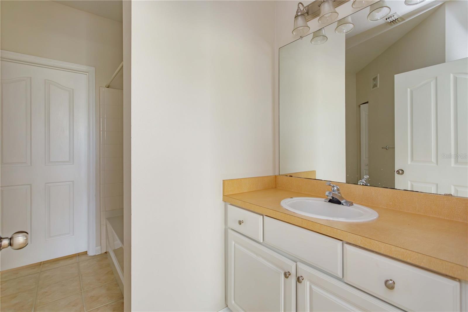 Image 16 of 27 For 12849 Madison Point Circle 201