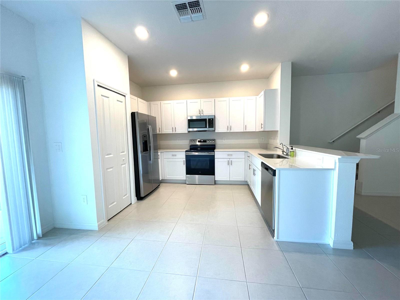 Image 6 of 18 For 36221 Risa Michele Street