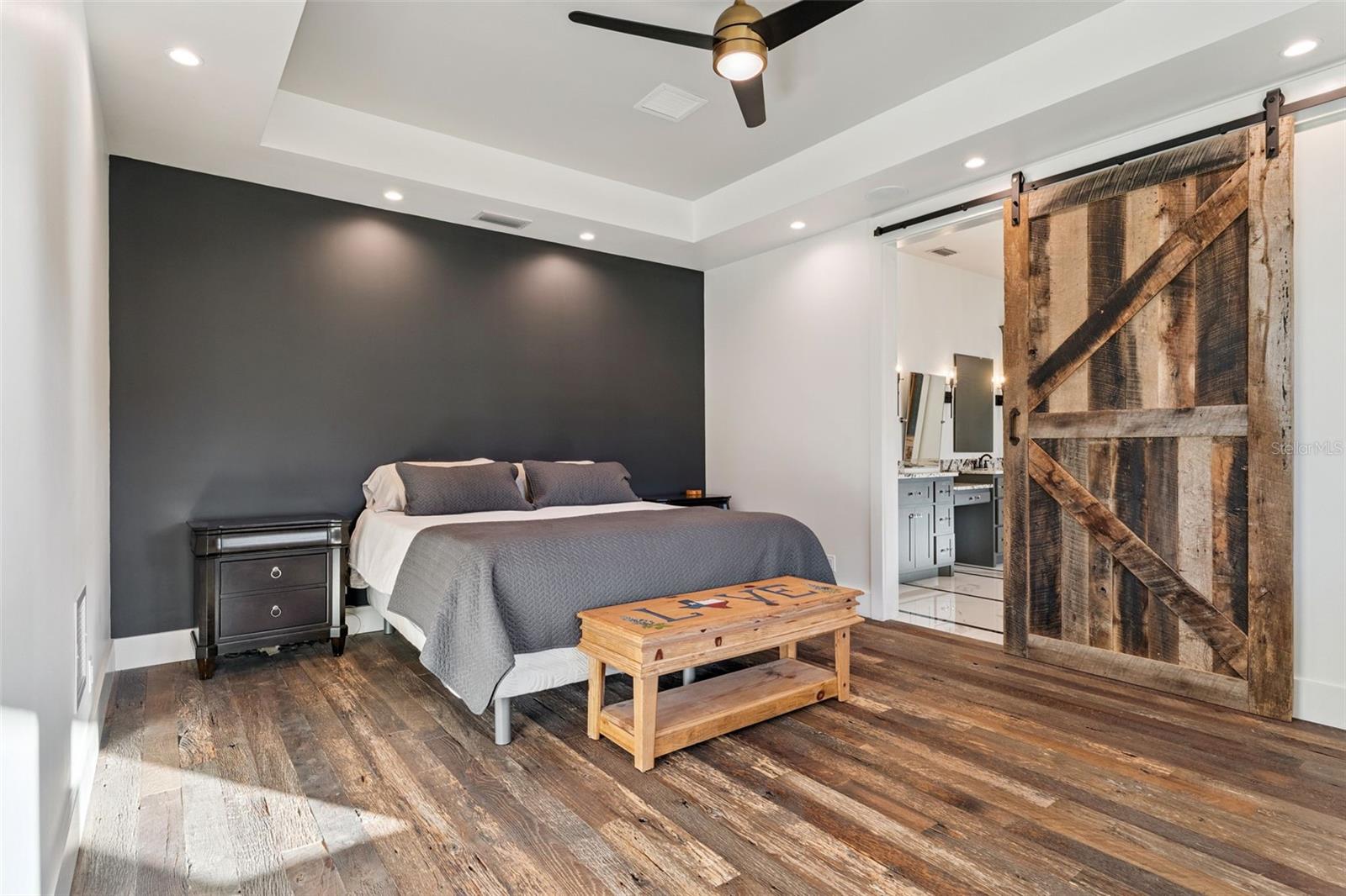 Image 13 of 42 For 2072 Starboard Drive