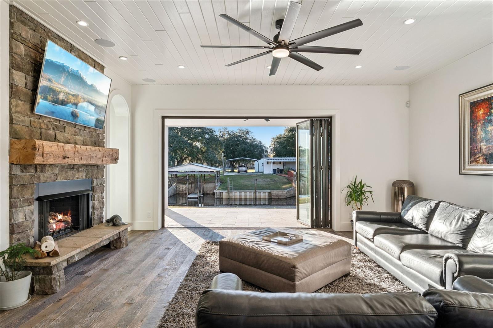 Image 2 of 42 For 2072 Starboard Drive