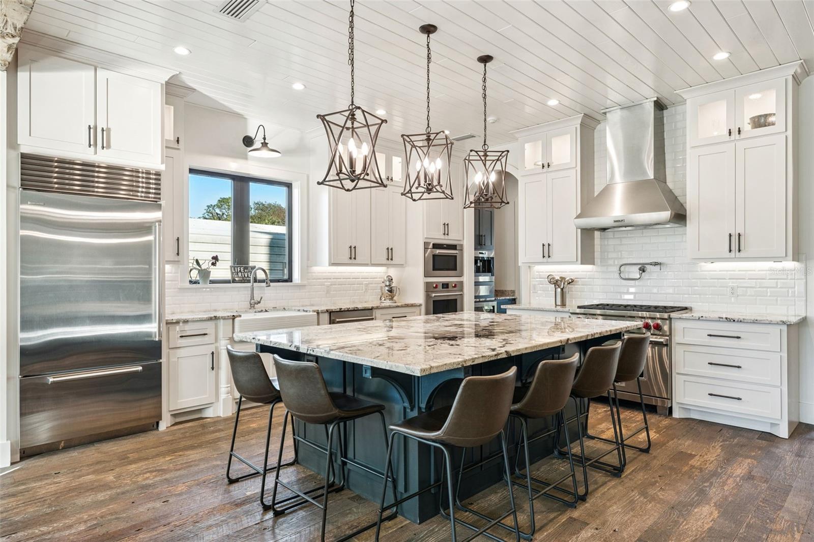 Image 4 of 42 For 2072 Starboard Drive