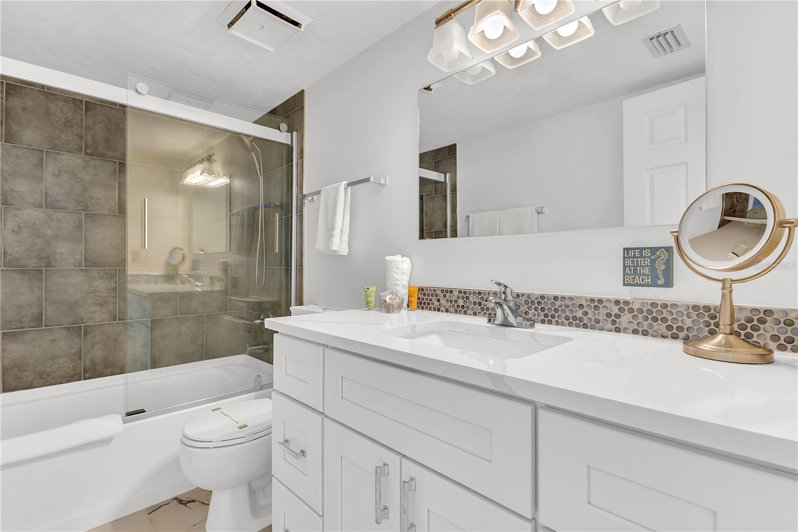 Image 12 of 30 For 3647 Atlantic Avenue 407