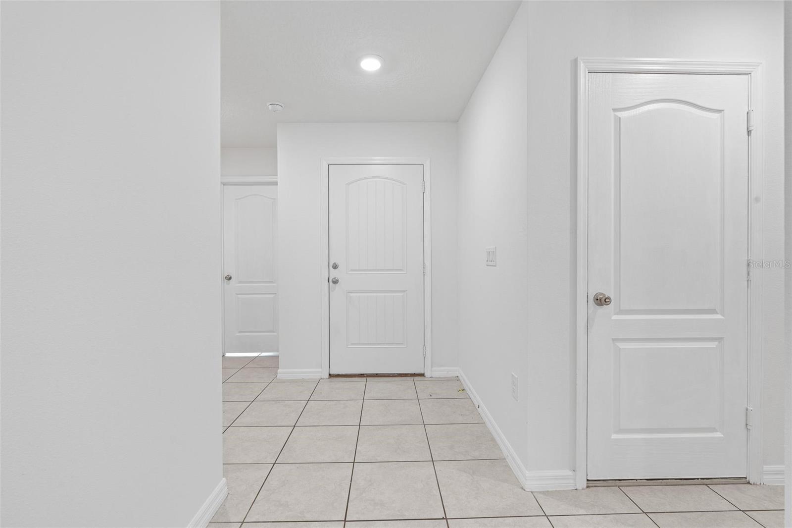 Image 25 of 35 For 1557 Venice Lane