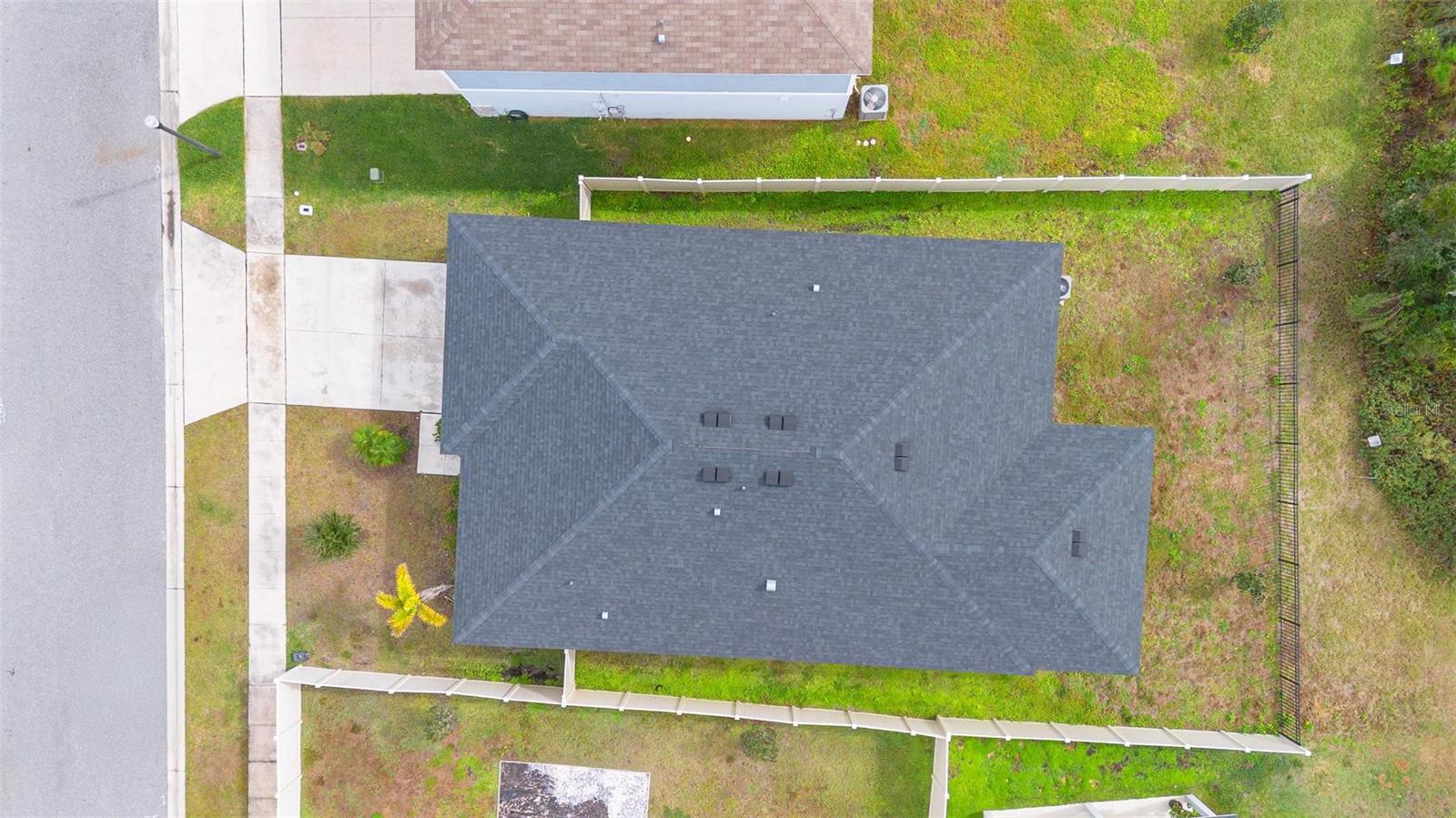 Image 3 of 35 For 1557 Venice Lane