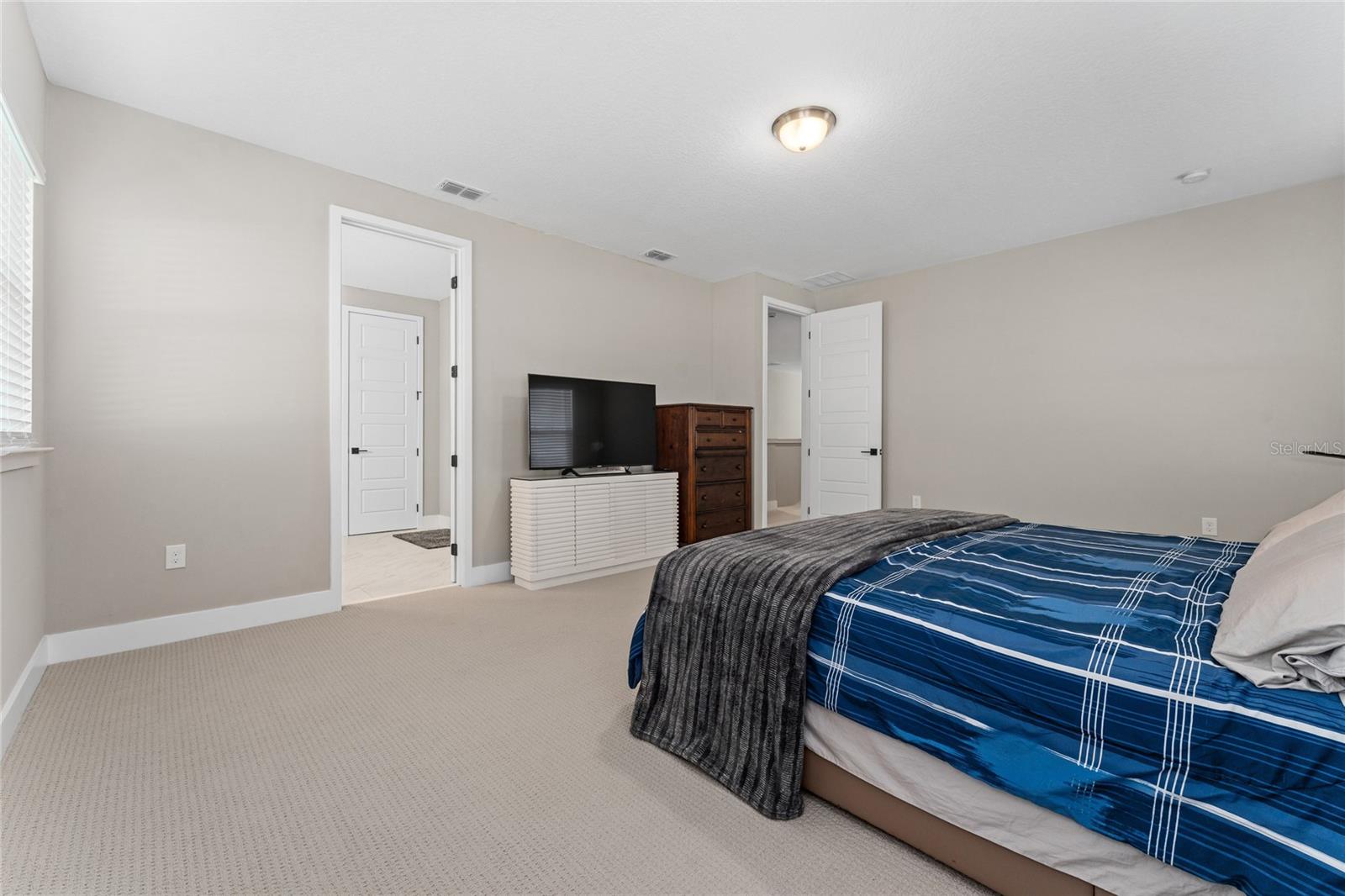 Image 27 of 41 For 2284 Bear Peak Road