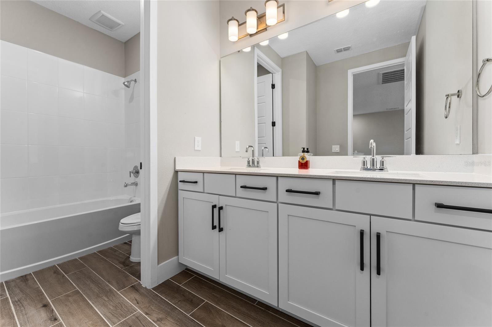 Image 33 of 41 For 2284 Bear Peak Road