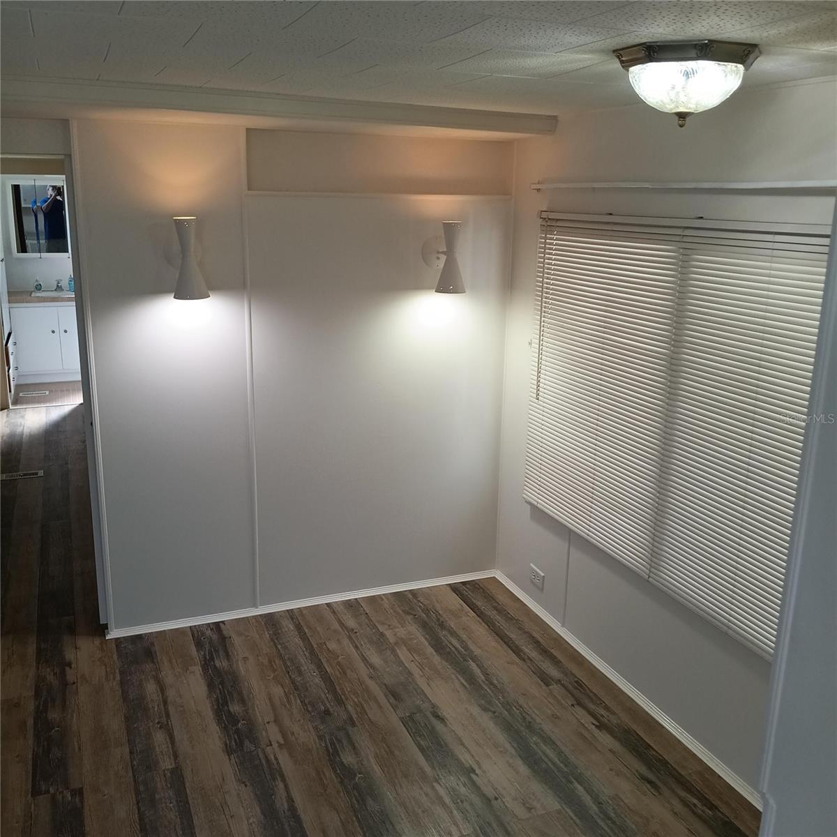 Image 14 of 35 For 810 49th Avenue