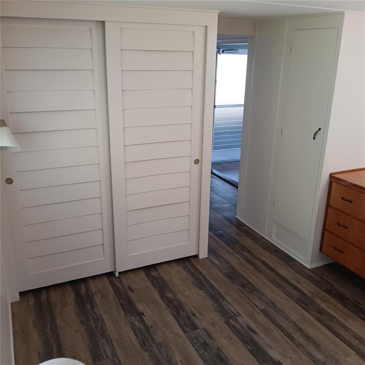 Image 24 of 35 For 810 49th Avenue