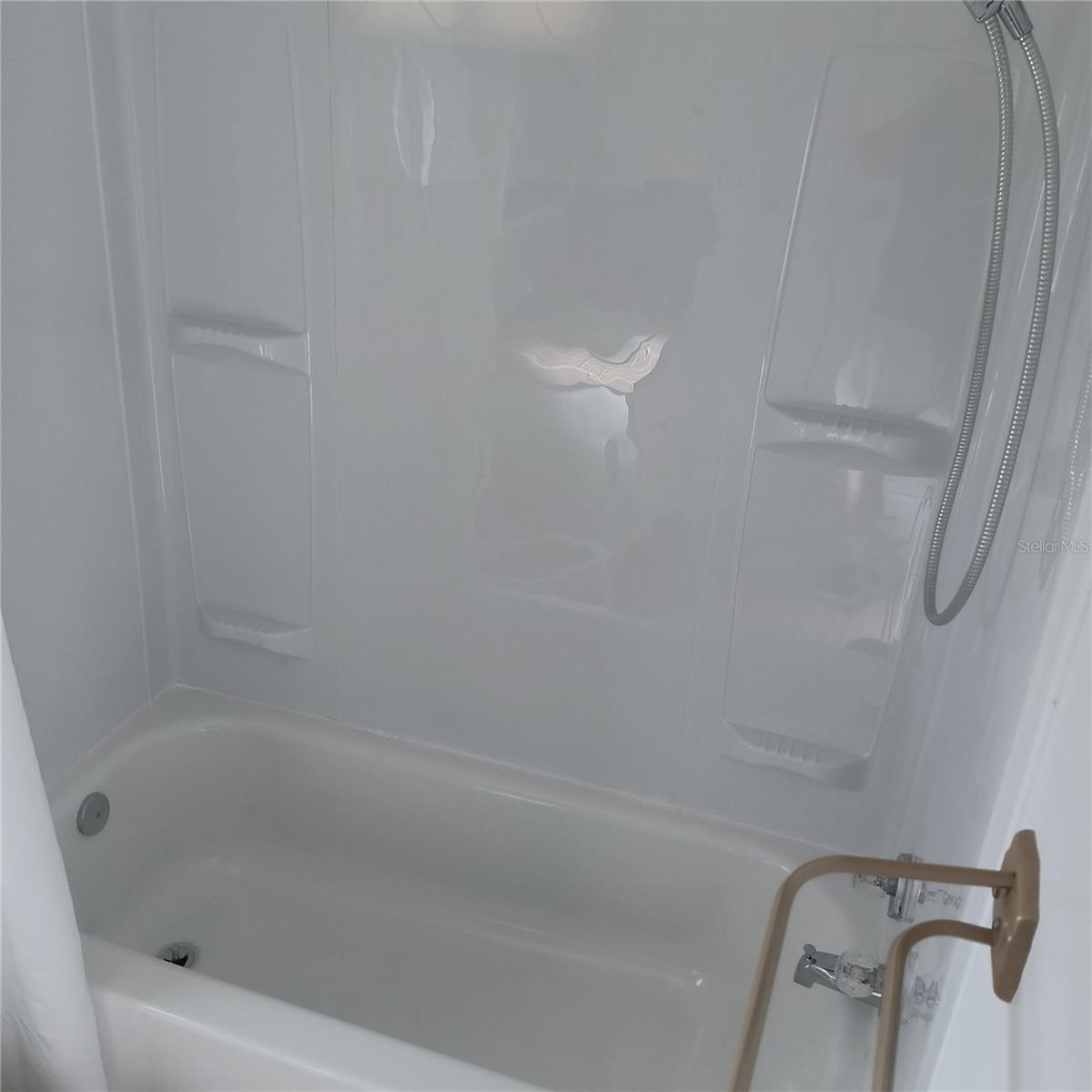 Image 28 of 35 For 810 49th Avenue