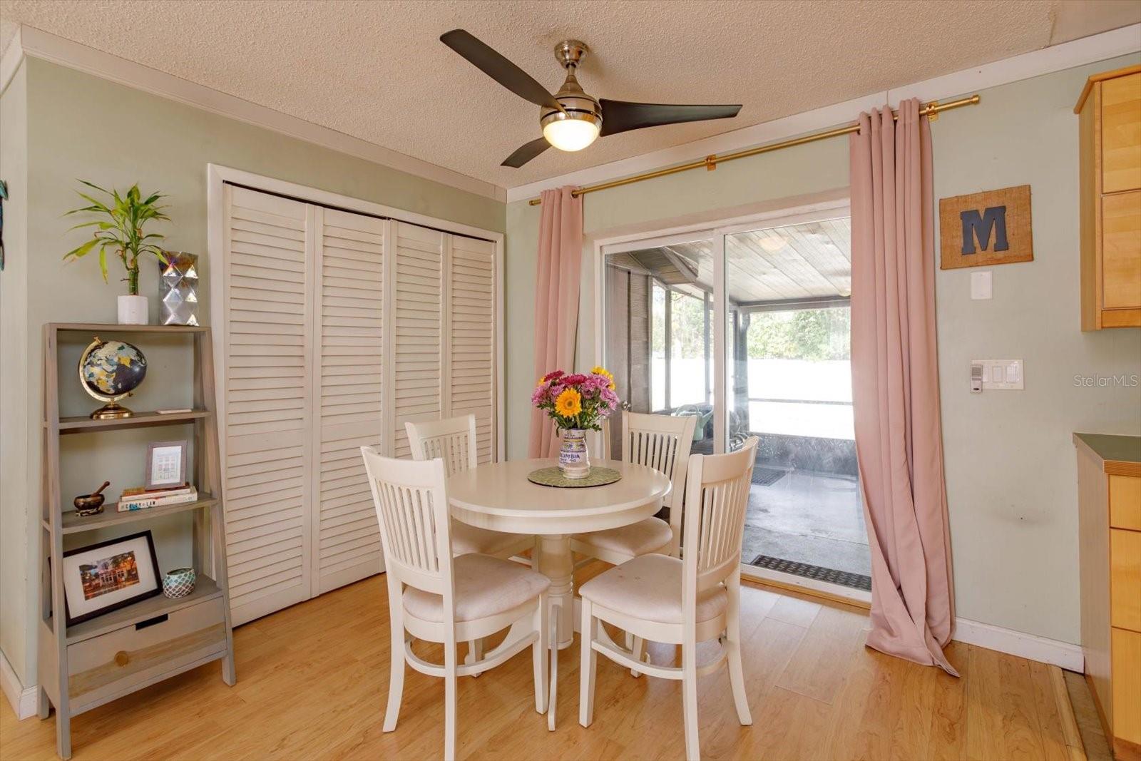 Image 11 of 26 For 902 Nicole Boulevard